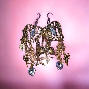 Old exquisite vintage heart rhinestone dangle filigree chandelier earrin…
